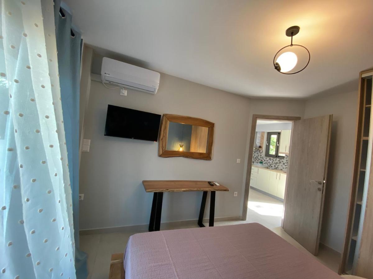 Mirovigli Family Rooms Lépedha Exterior foto
